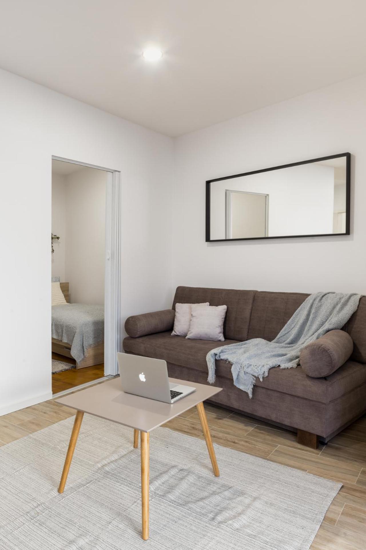 Balance Apartments 兹诺伊莫 外观 照片