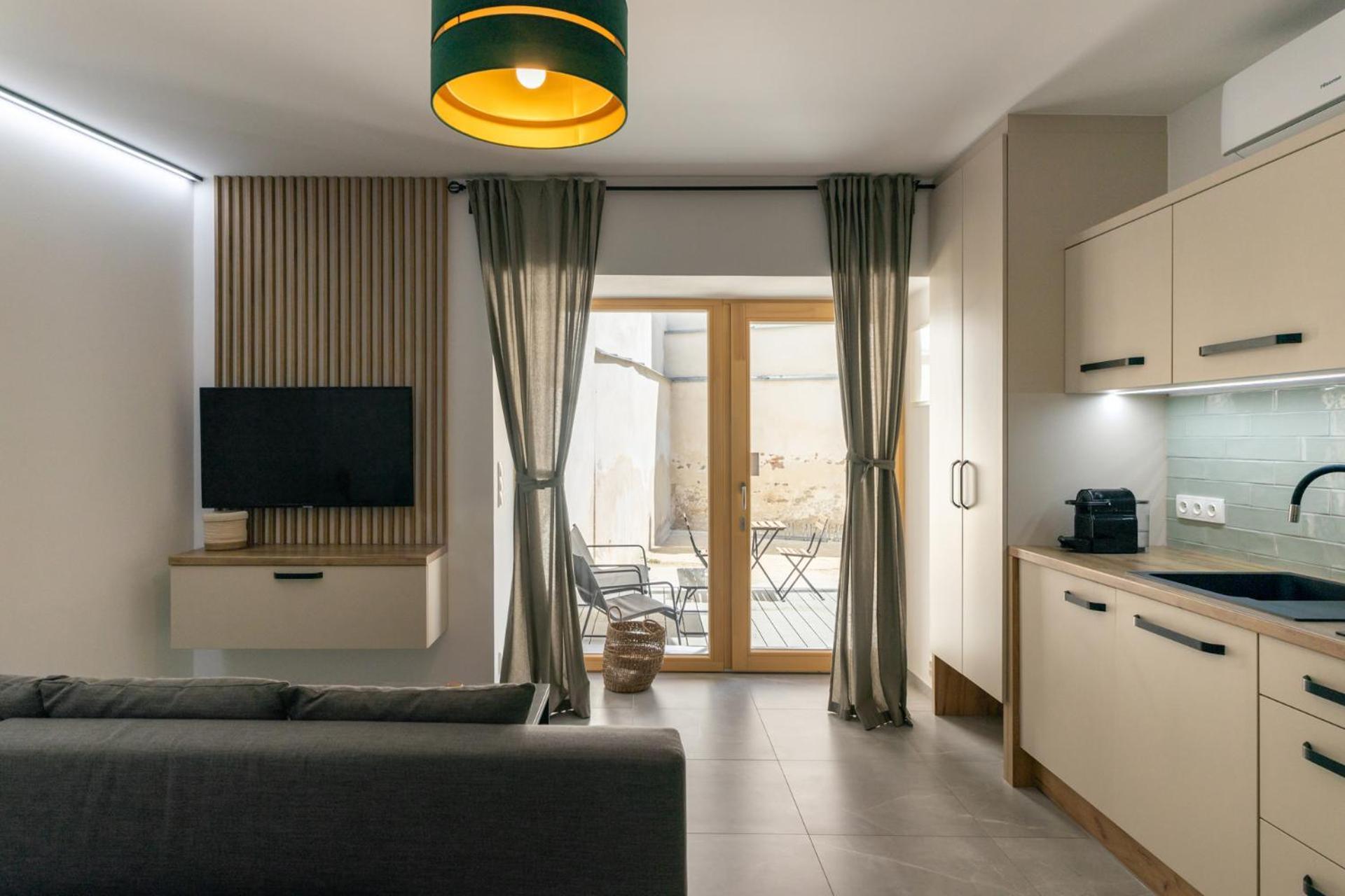 Balance Apartments 兹诺伊莫 外观 照片